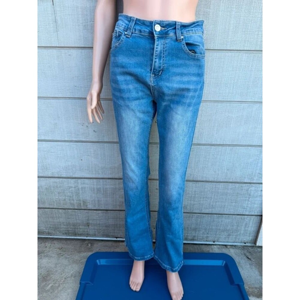 Women’s Wax Jean collection light blue high rise flare jeans size 7/28